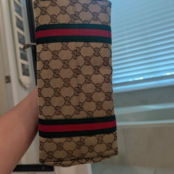 COPY - Gucci Tote - Picture 7 of 9